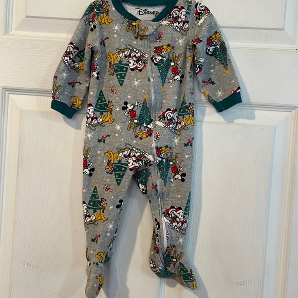 Disney 6/9 Months Zipper Sleeper - Picture 1 of 11